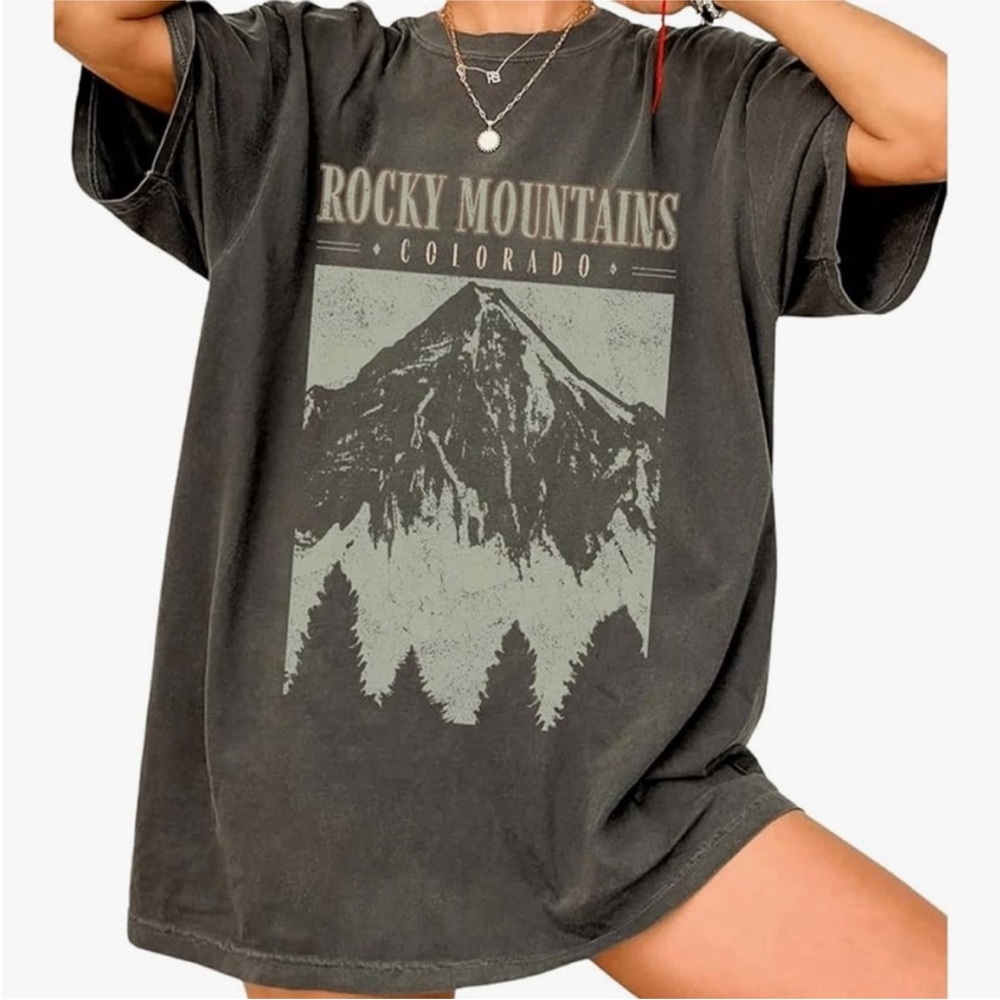 NEW Rocky Mountains Graphic Tee - Black